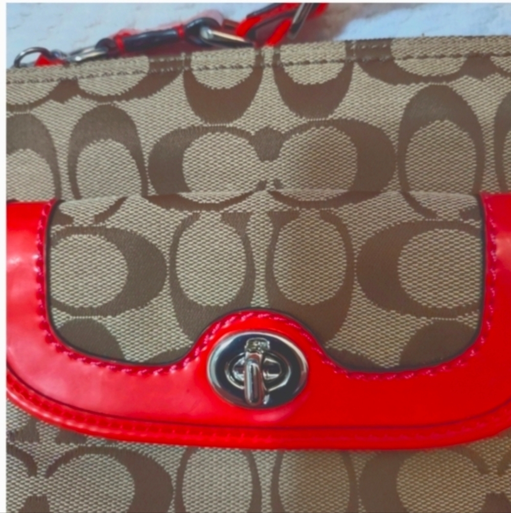 Coach Crossbody - Picture 6 of 10